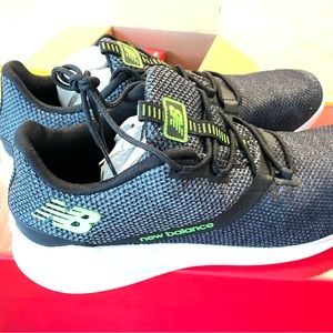 New Balance Grey Knit Trail Runner M11 NIB